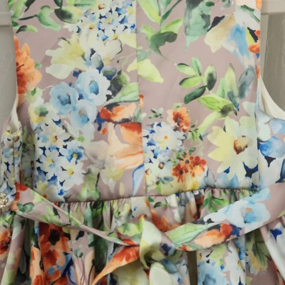 Couture Princess Elegant Floral Dress w/Bow & Pearl Accents, Size 5, EUC - Picture 5 of 7